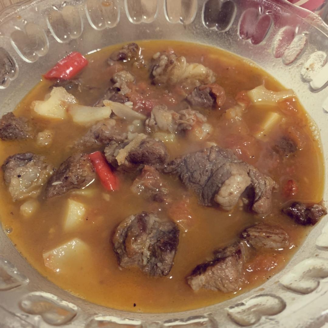 【番茄土豆炖牛腩】