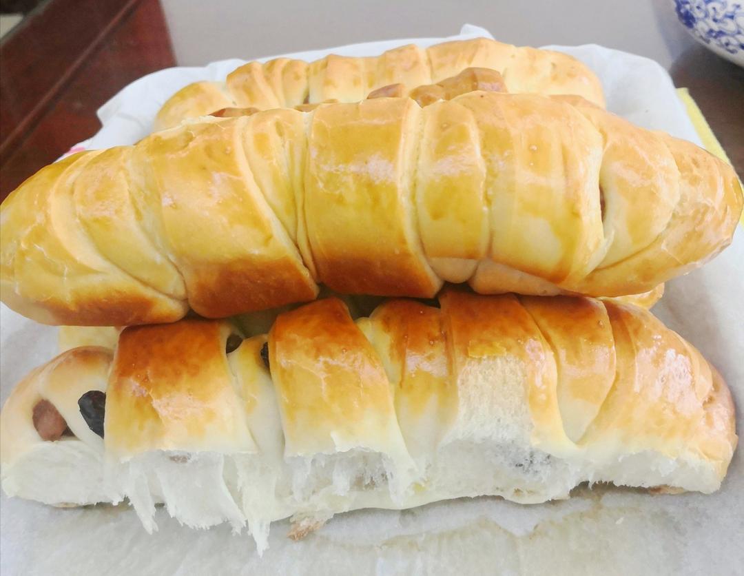 看得见的柔软－－－全麦葡萄干面包卷