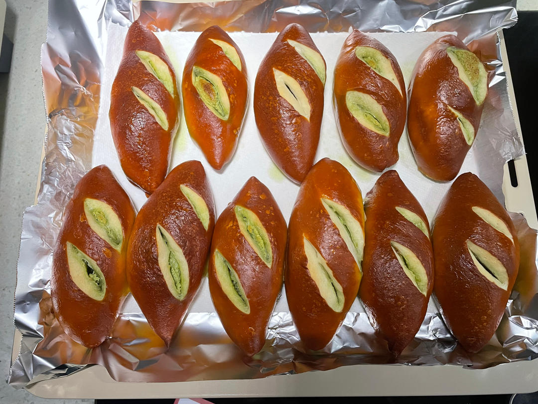 原味（抹茶）2款奶酥馅德式碱水面包｜一次搞定两种口味｜高颜值｜快手｜免手套膜｜免发酵