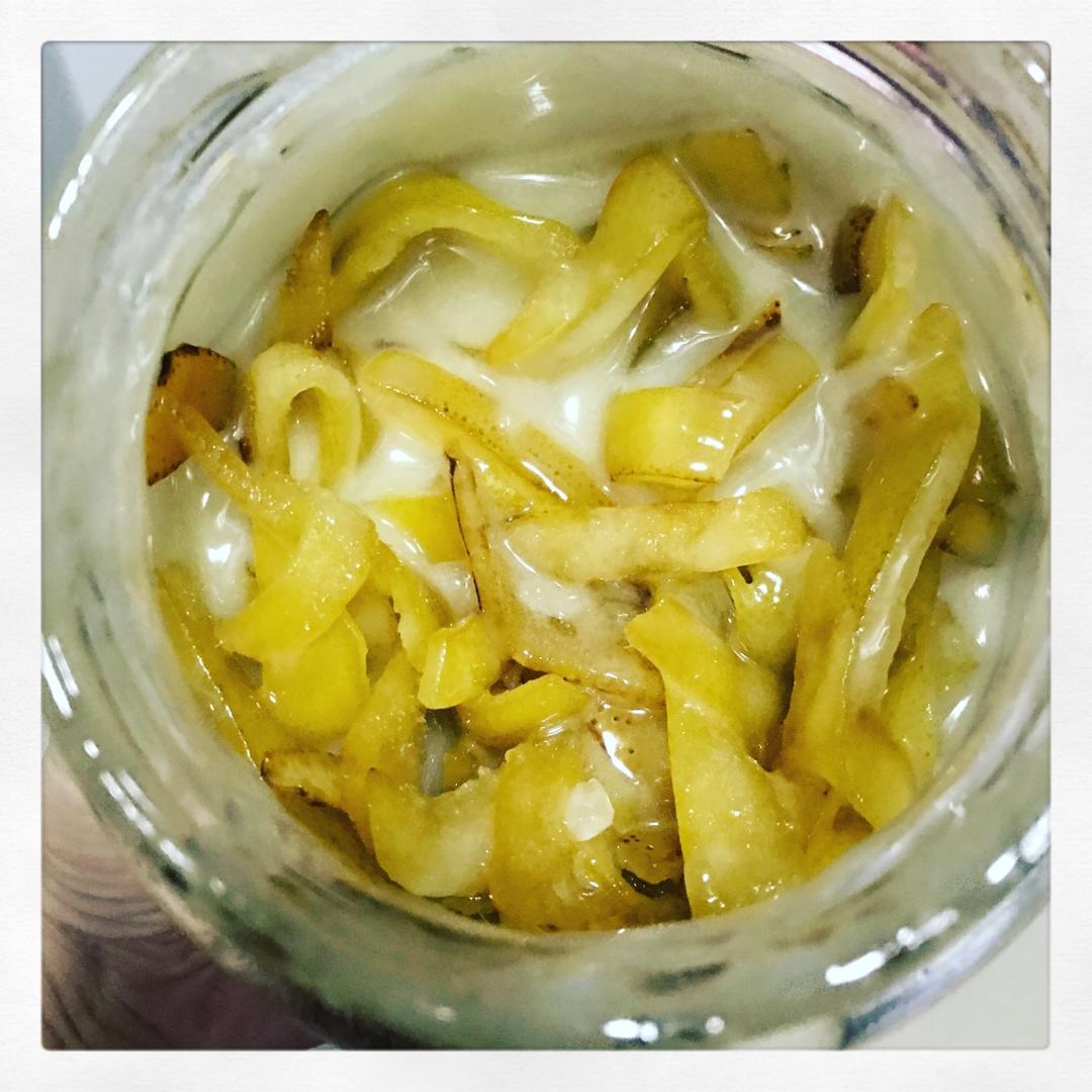 糖渍西柚皮－－橙皮，柚子，桔子一类都可以噢