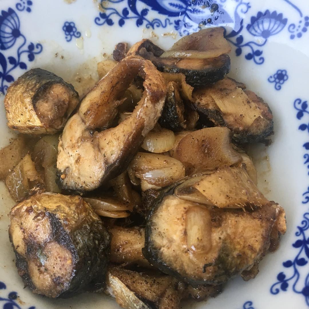 熏鲅鱼