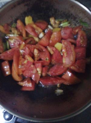 番茄土豆炖肉的做法 步骤5