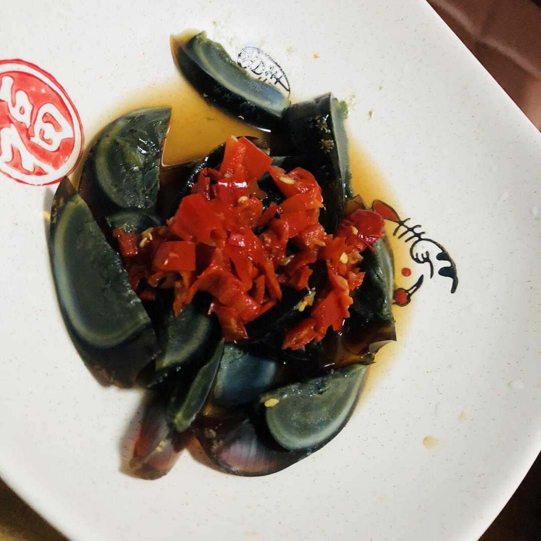 凉拌皮蛋