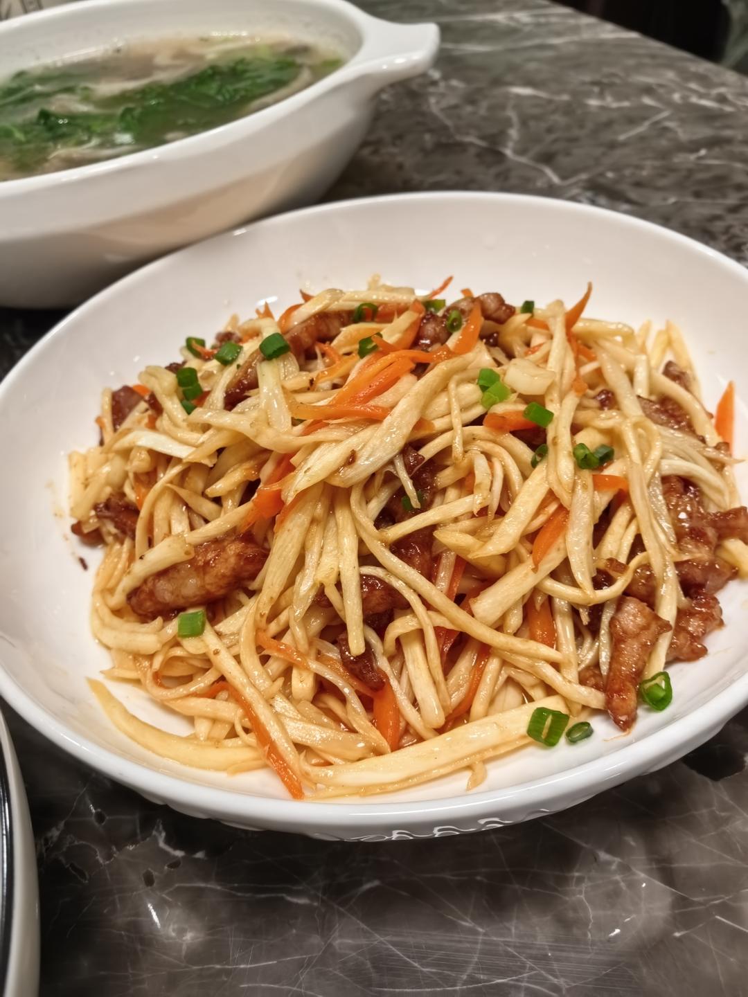 【水中人参】青椒茭白榨菜肉丝