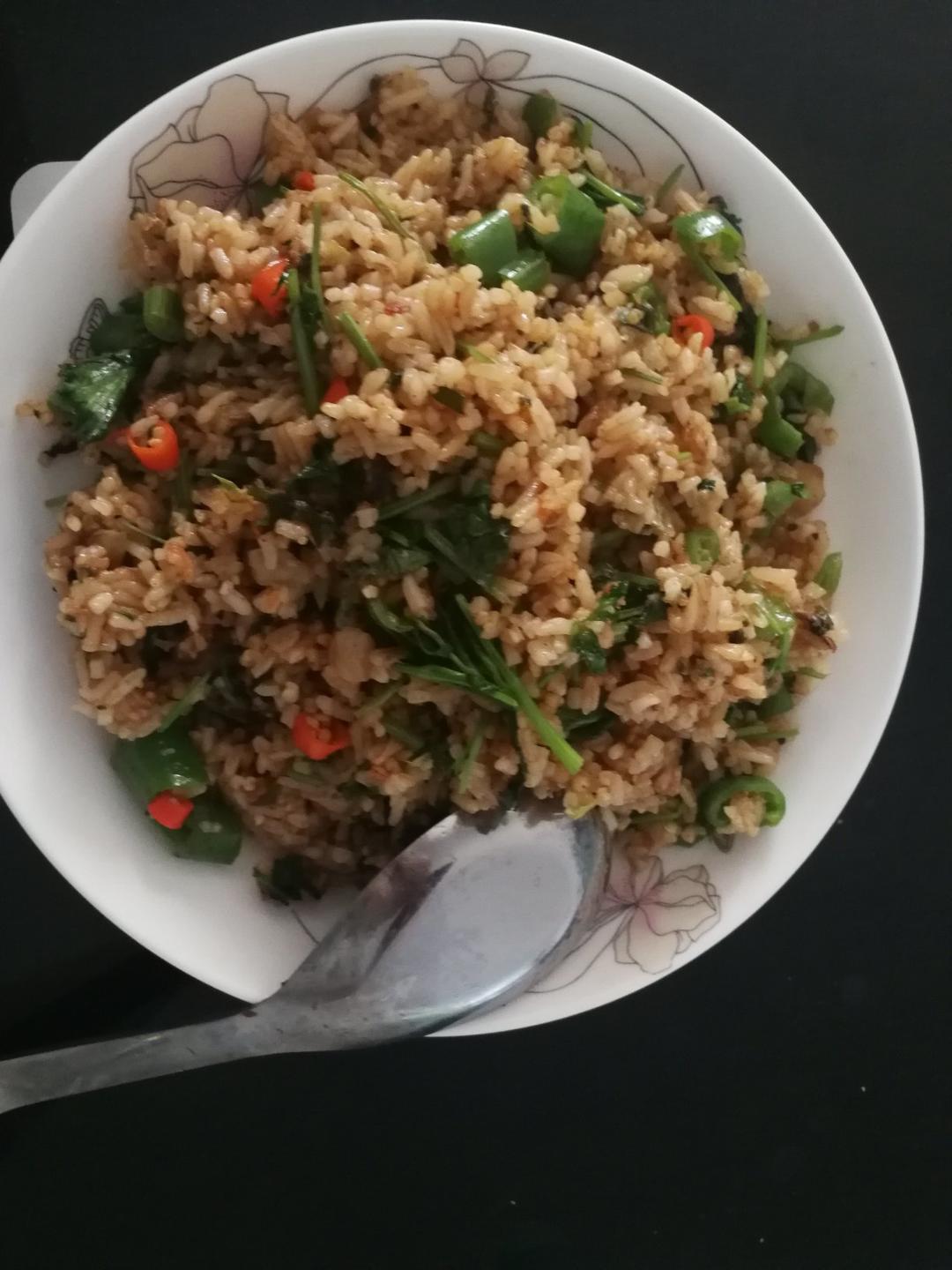 青红椒肉丝炒饭