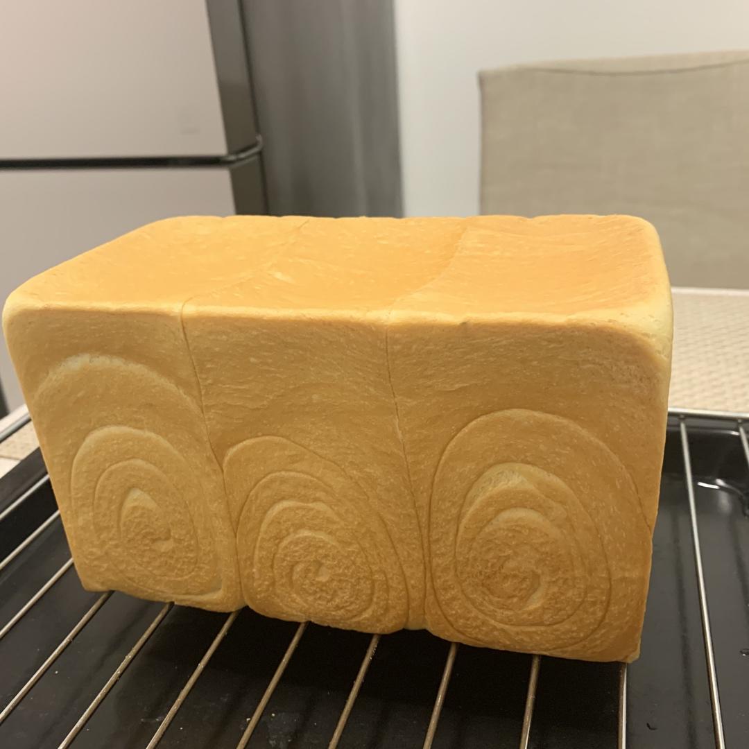 纯奶手撕吐司
