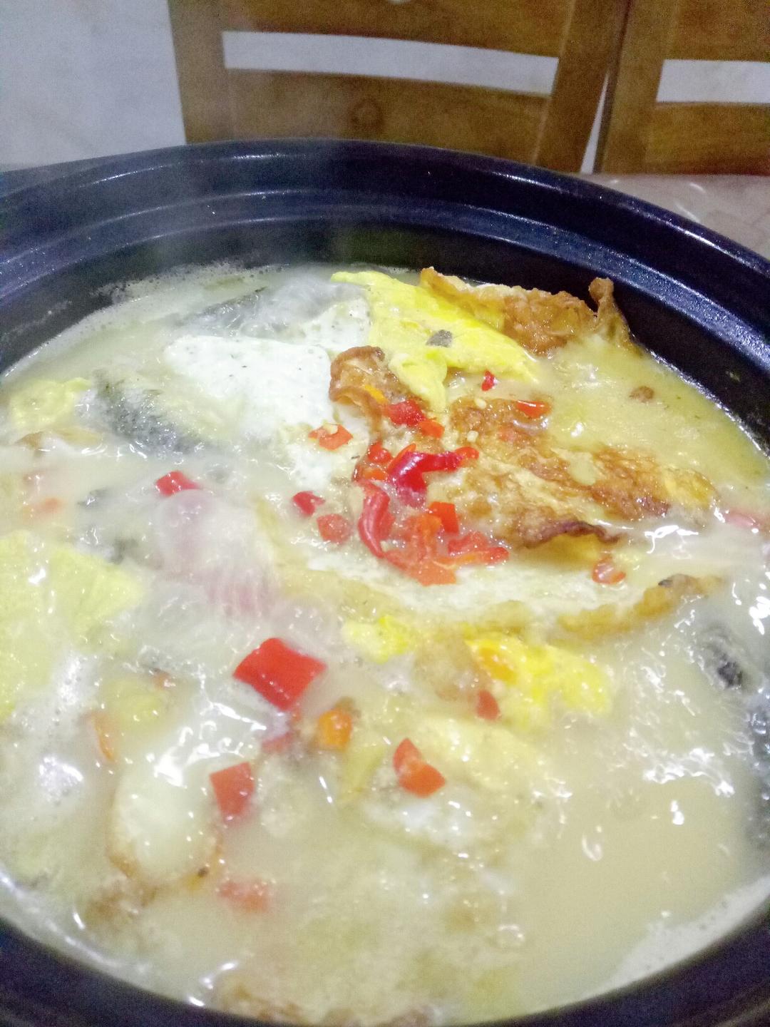 好吃到冒泡的泥鳅炖荷包蛋的做法