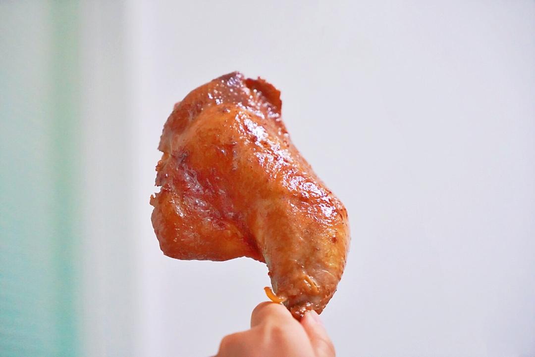 🔥好吃到飙泪的秘汁多汁蒜香鸡腿，鲜嫩到流口水。