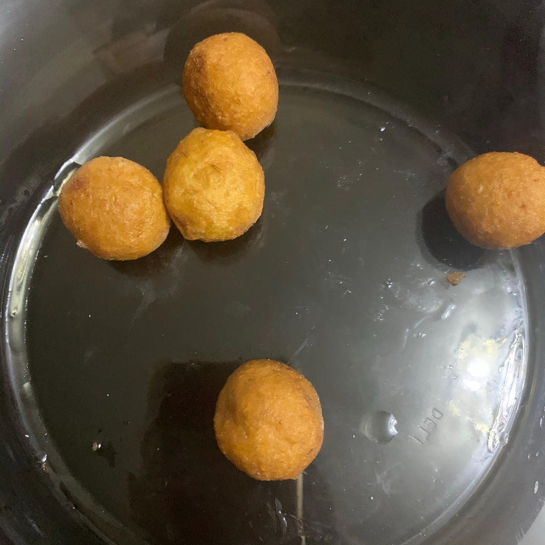 红薯丸子（新年必备炸地瓜丸子）