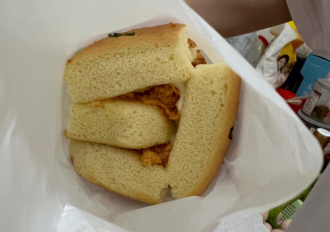 美味肉松卷-简单不开裂，零失误的蛋糕卷