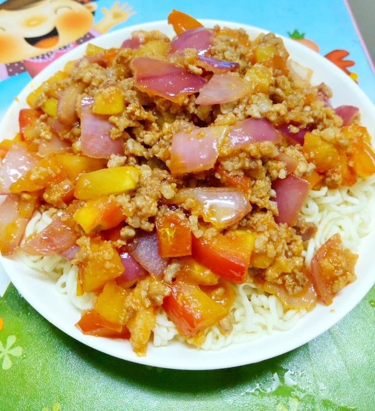番茄肉酱面