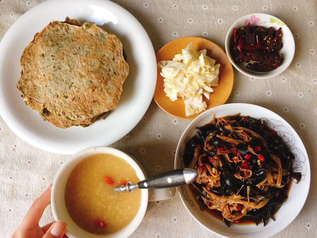 每天，叫醒我的是早餐