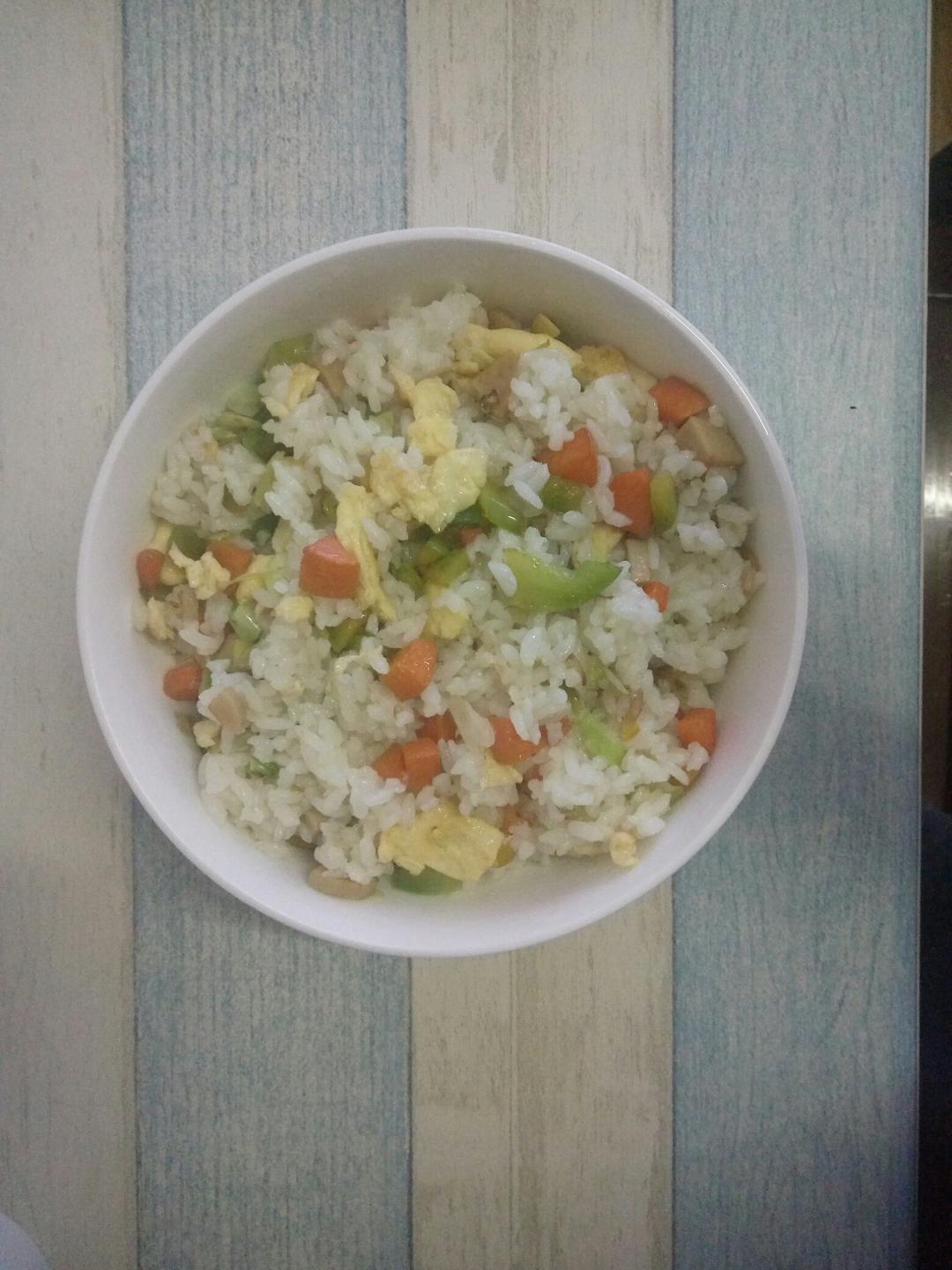 家常蛋炒饭