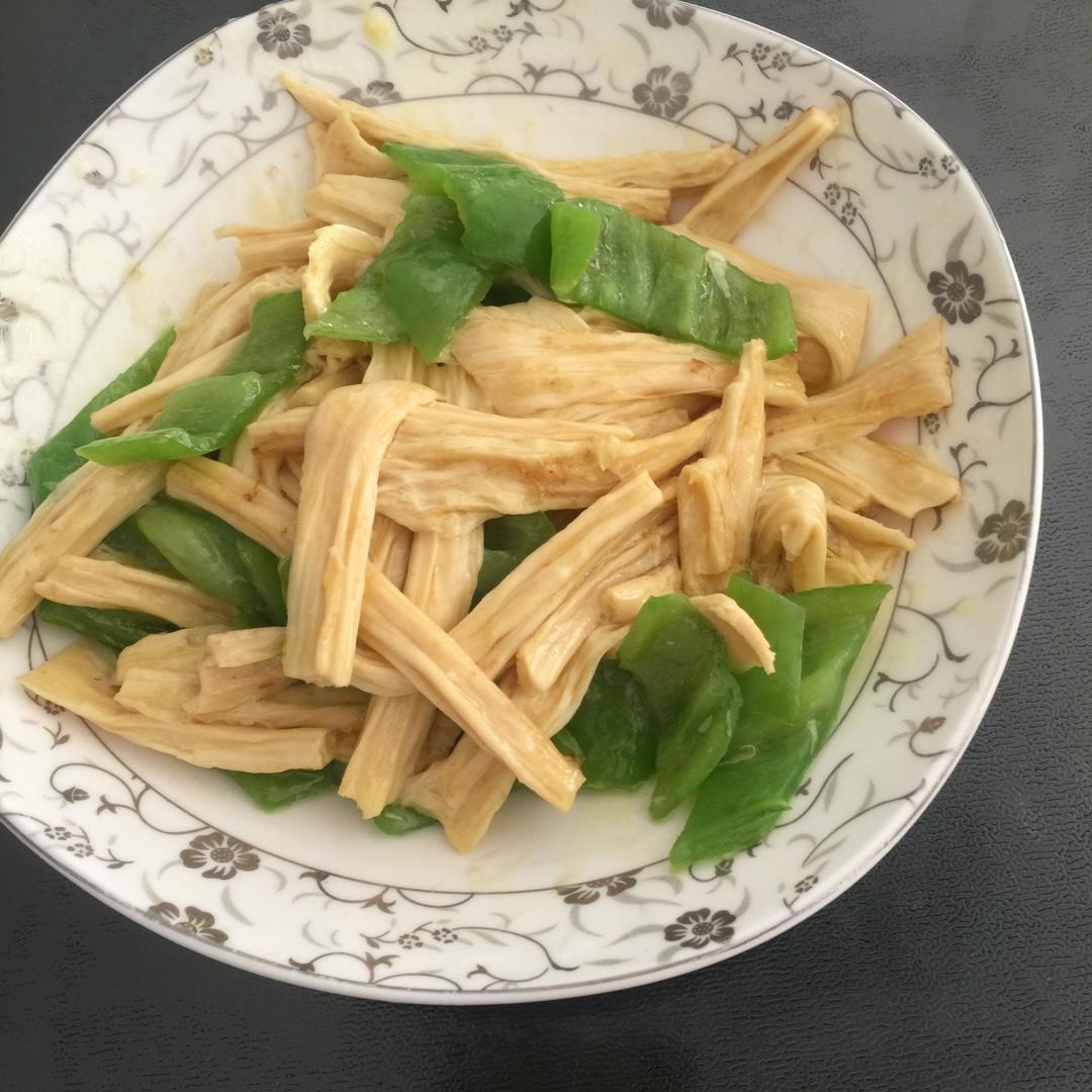 青椒炒腐竹