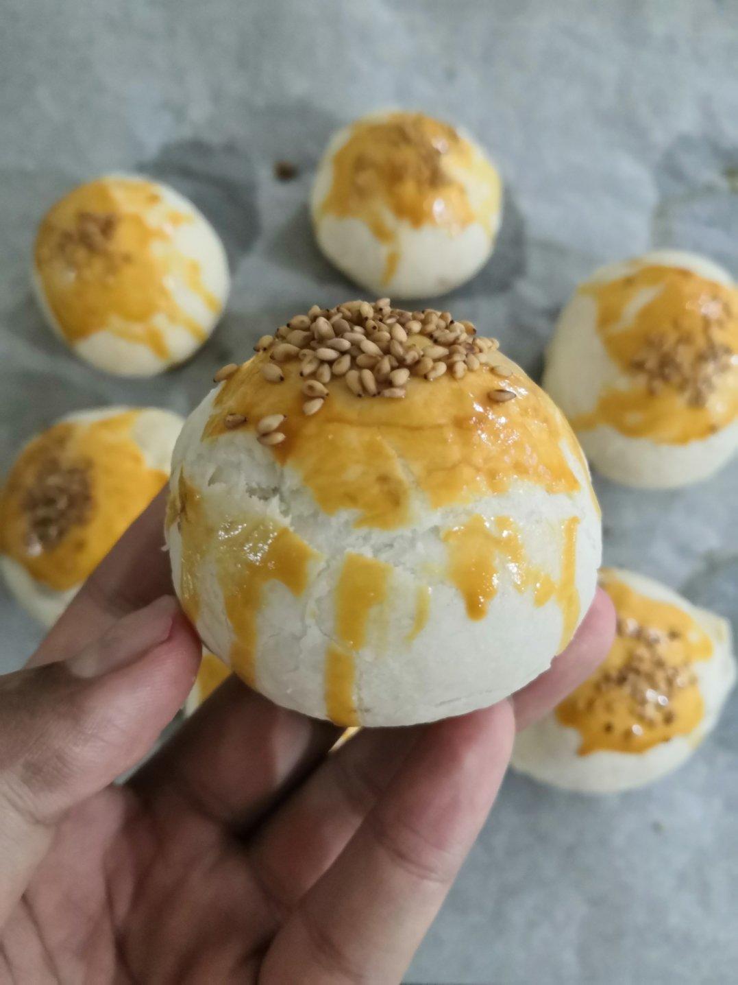 一点不腻，放几天都酥掉渣的蛋黄酥（适应于热天）