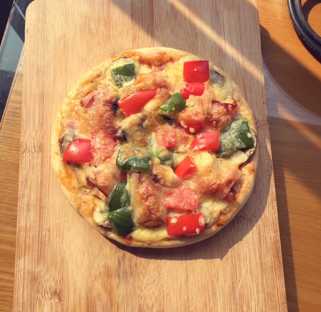 简易快好吃到爆的披萨