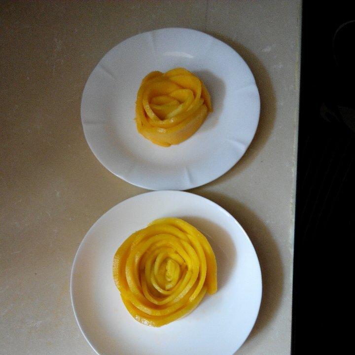 芒果玫瑰花