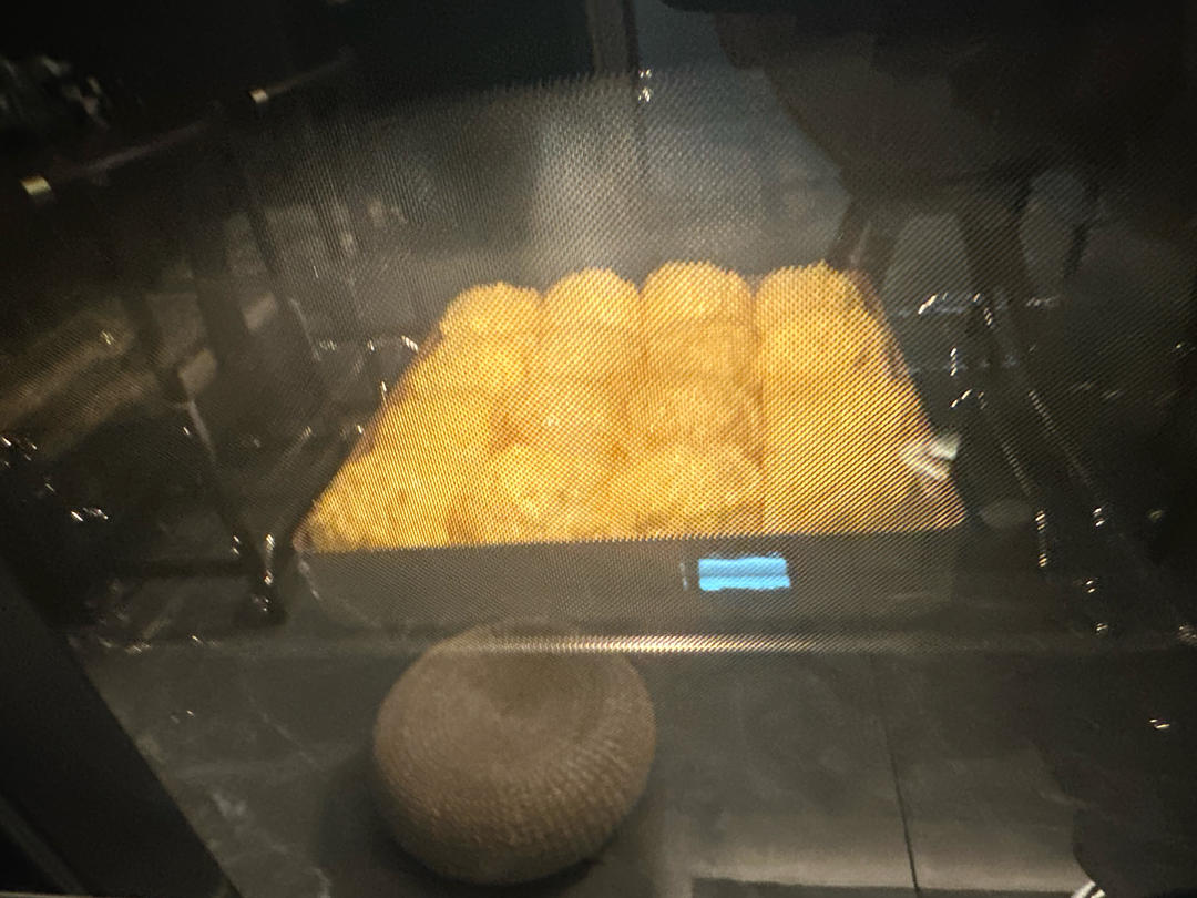超级柔软拉丝的蜂蜜小餐包