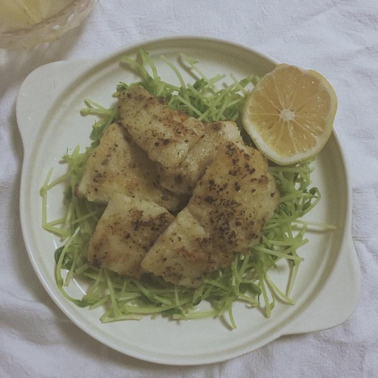 超简单低脂柠檬香煎龙利鱼（巴沙鱼）