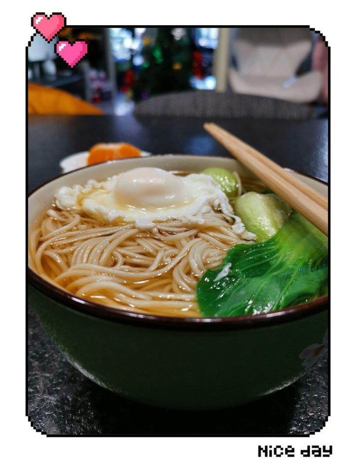 府家宴—午餐的精彩##生病的小孩儿还是提前接回来了,没有胃口想吃面