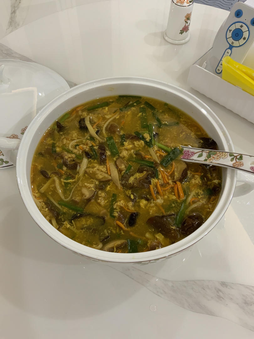 鲜掉眉毛的杂菌羹