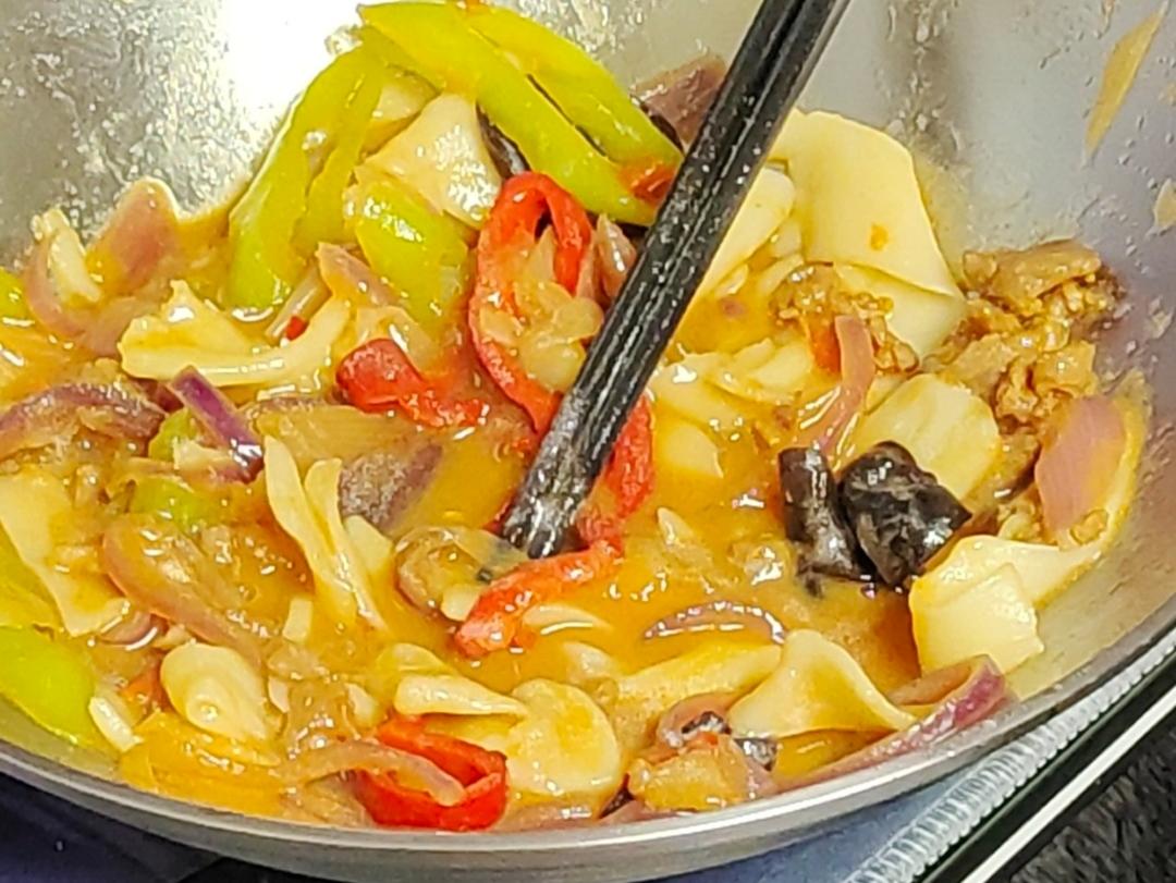 过油肉/新疆拉条子/新疆拌面/过油肉拌面（附过油肉炒制方法）