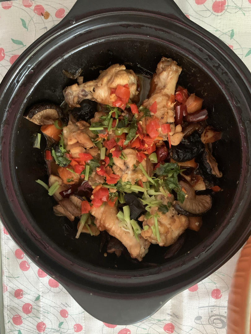 啫啫鸡翅煲