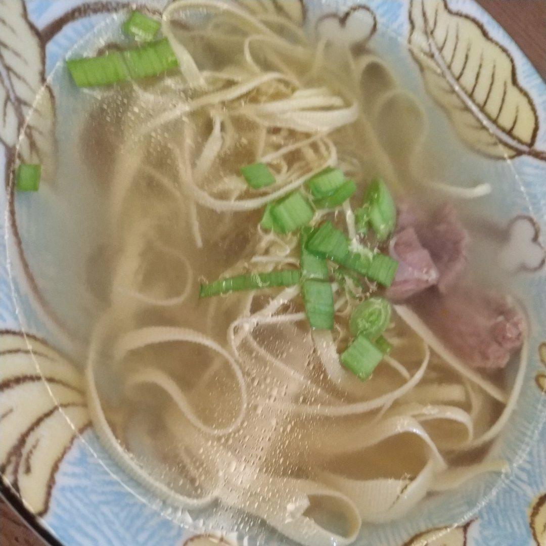 牛肉汤(超简单)