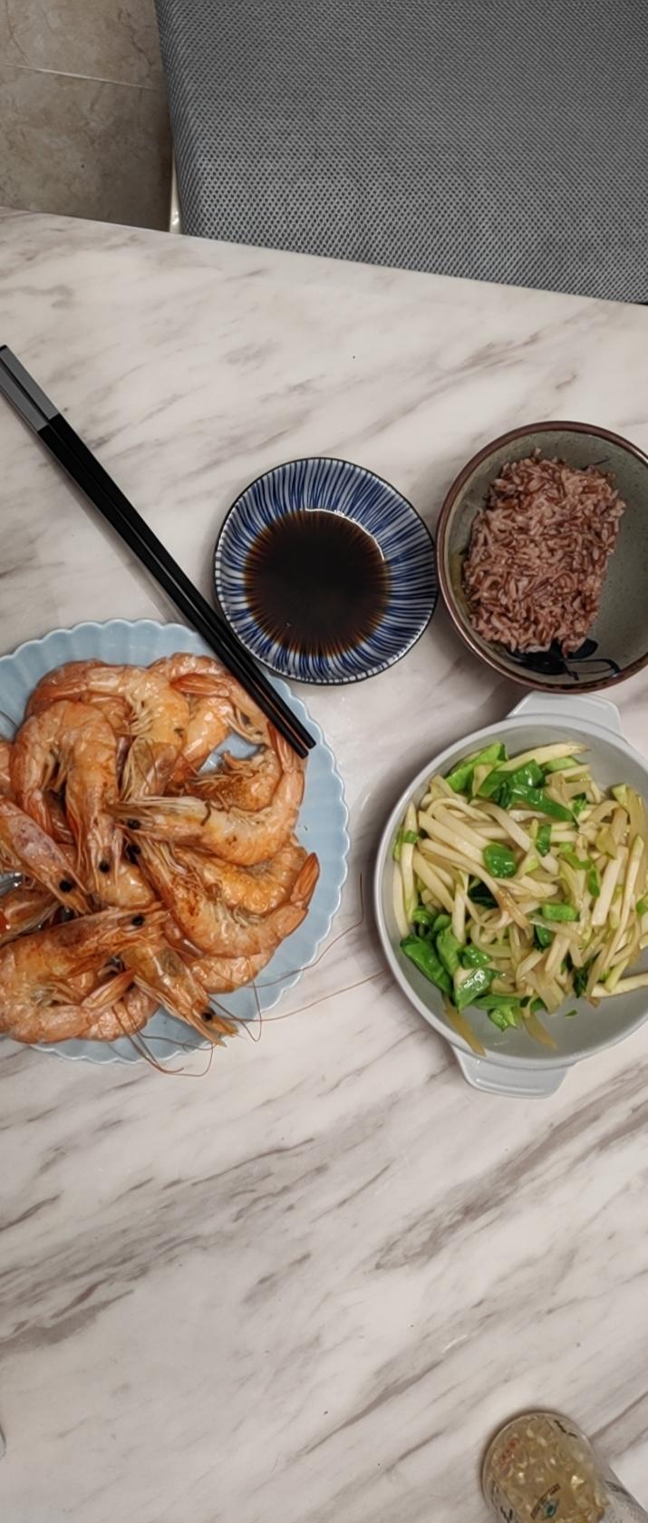 白灼虾（千万不要开水煮！）这样做肉质紧致Q弹