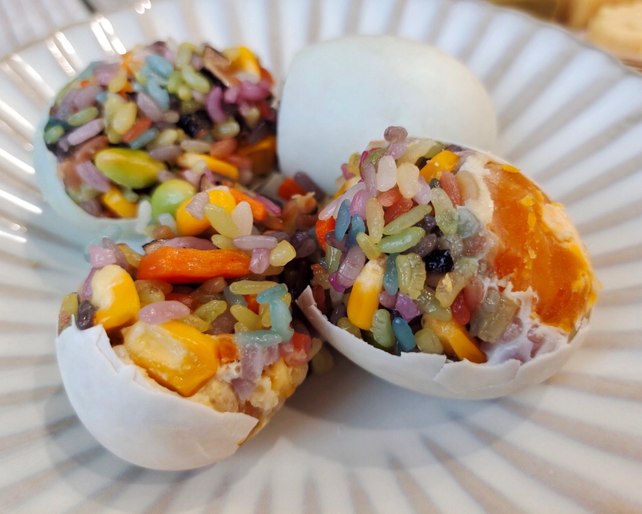 彩色糯米咸鸭蛋的做法