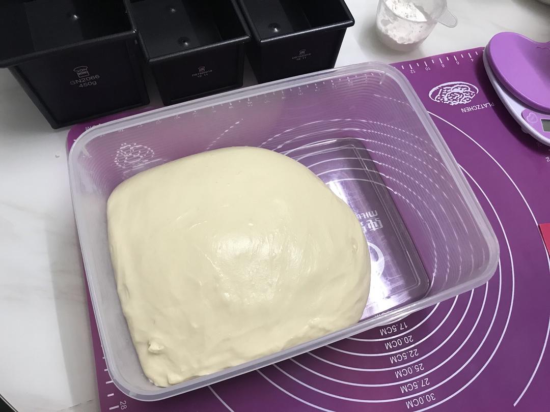 纯奶手撕吐司的做法 步骤1