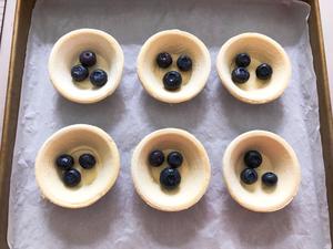🔥酥掉渣❗️自制爆浆蓝莓蛋挞💯完爆KFC❗️❗️的做法 步骤6