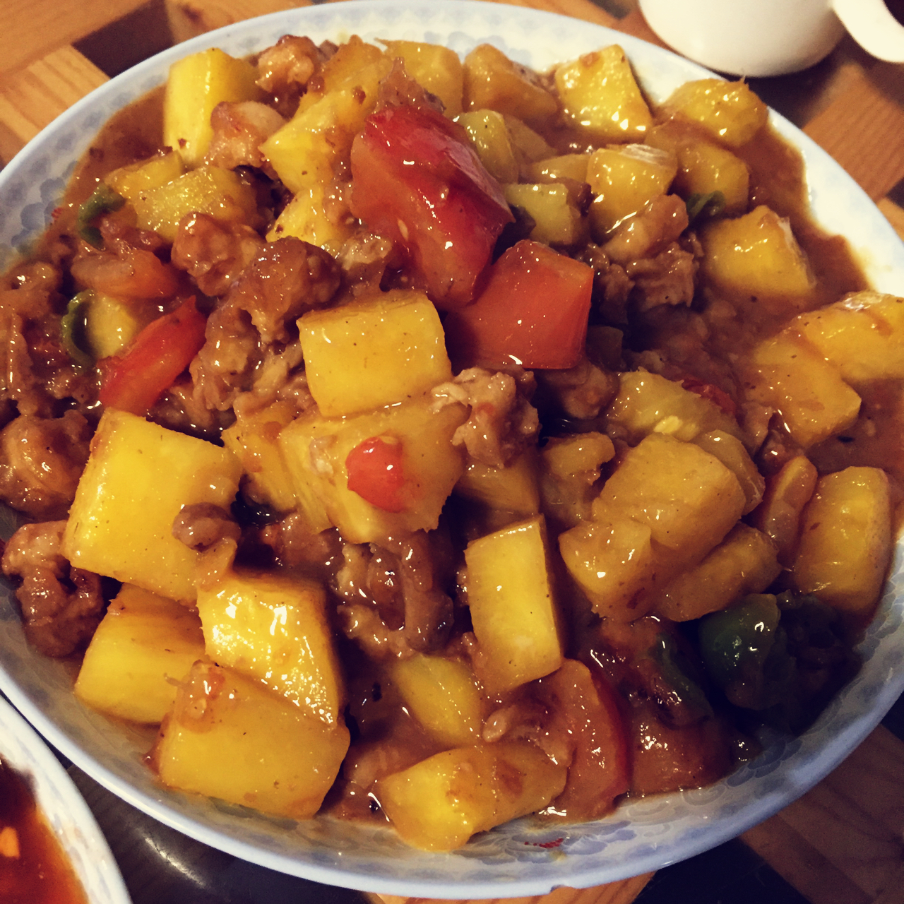 菠萝咕噜肉