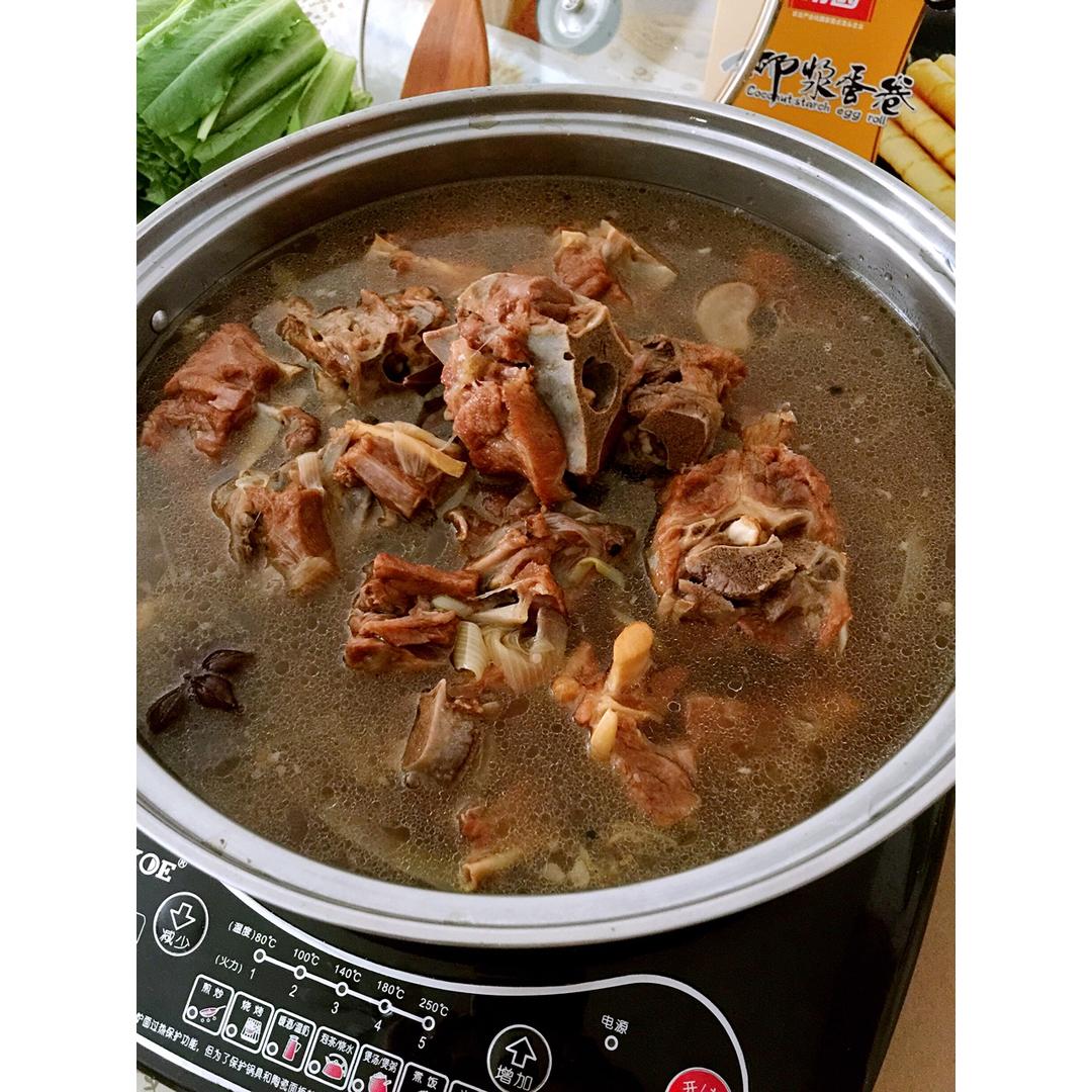 羊蝎子火锅