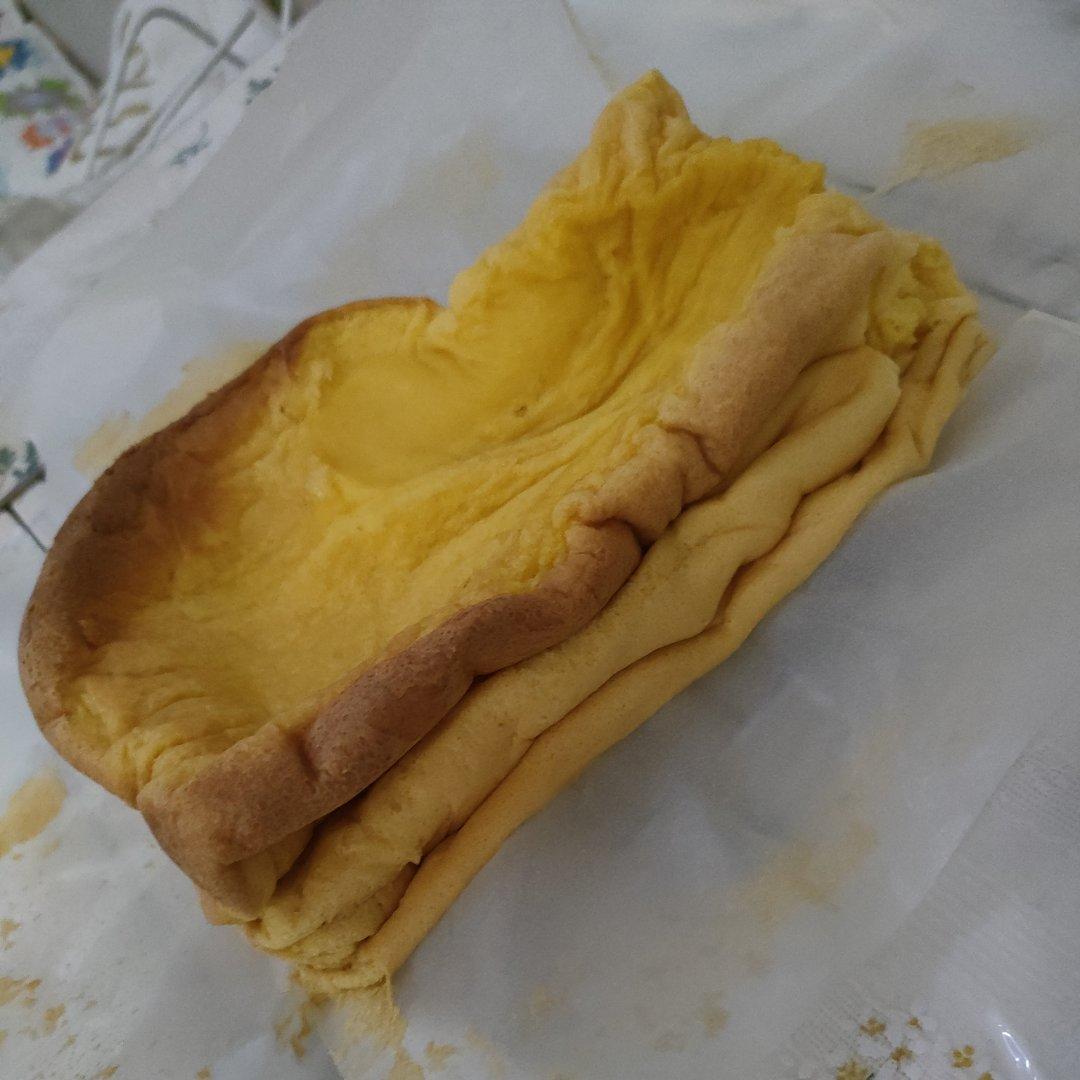 堪比柯基屁股
爆浆芝士🧀古早蛋糕