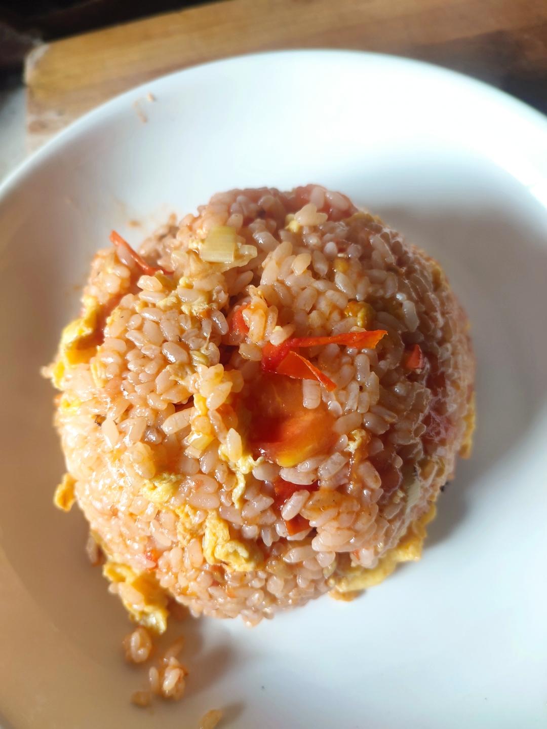 番茄鸡蛋炒饭