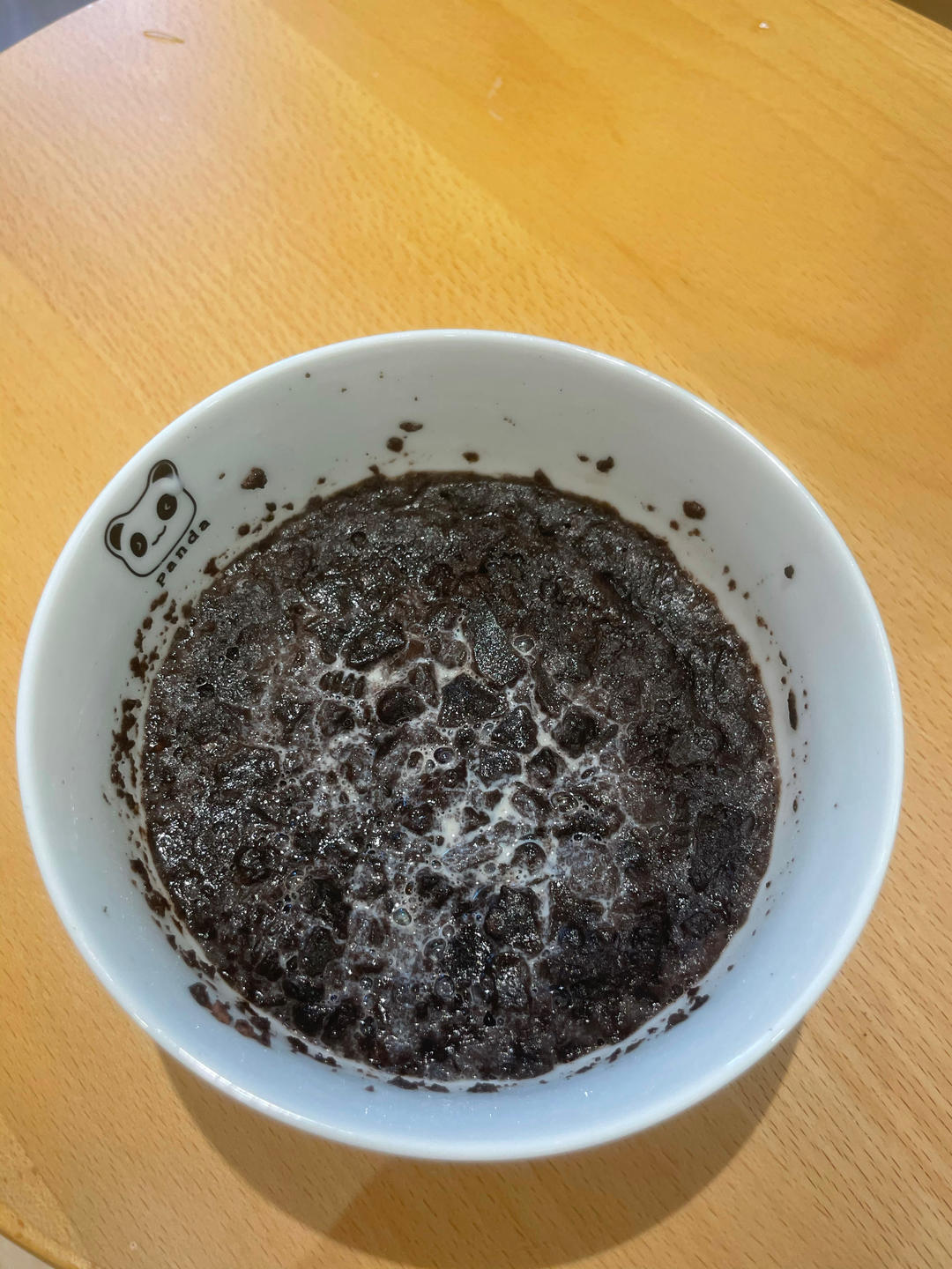 奥利奥加牛奶捣碎微波炉叮90秒竟然真的可以变成布朗尼蛋糕