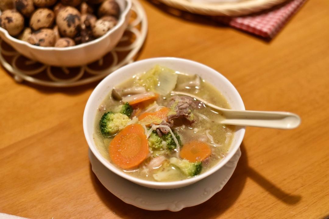 豆腐蔬菜汤（减肥餐）