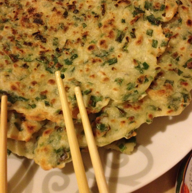 鸡蛋韭菜饼