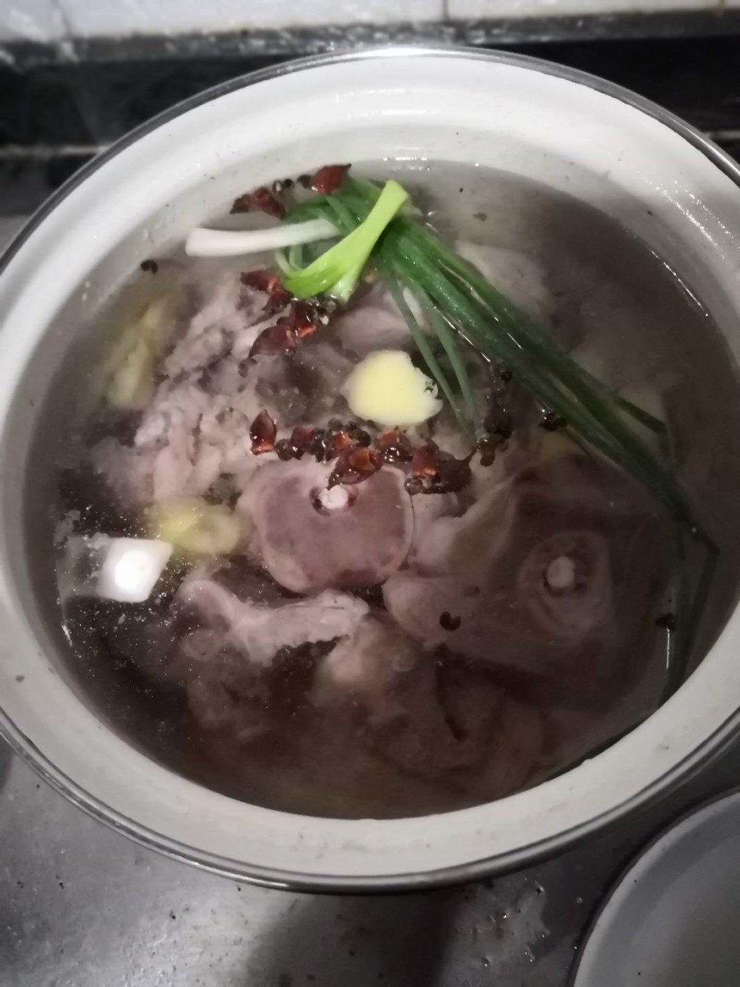 白萝卜羊蝎子汤