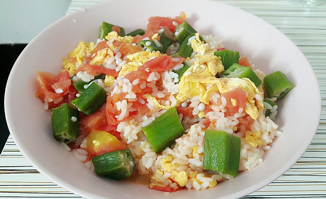 西红柿蛋炒饭