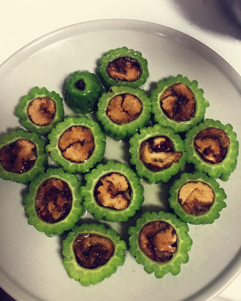 红枣蜂蜜酿苦瓜
