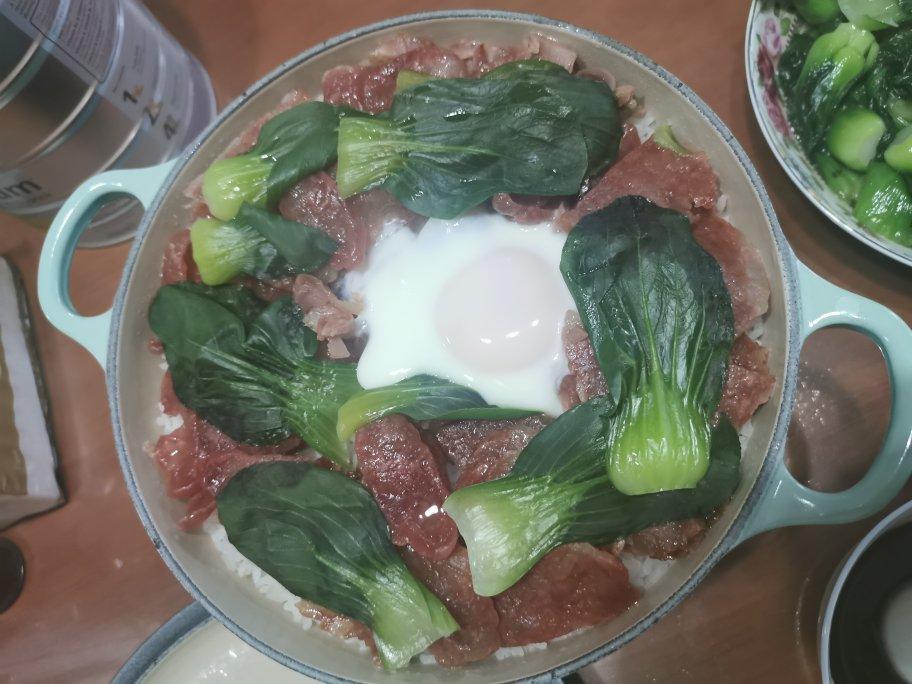 正宗广式腊味煲仔饭