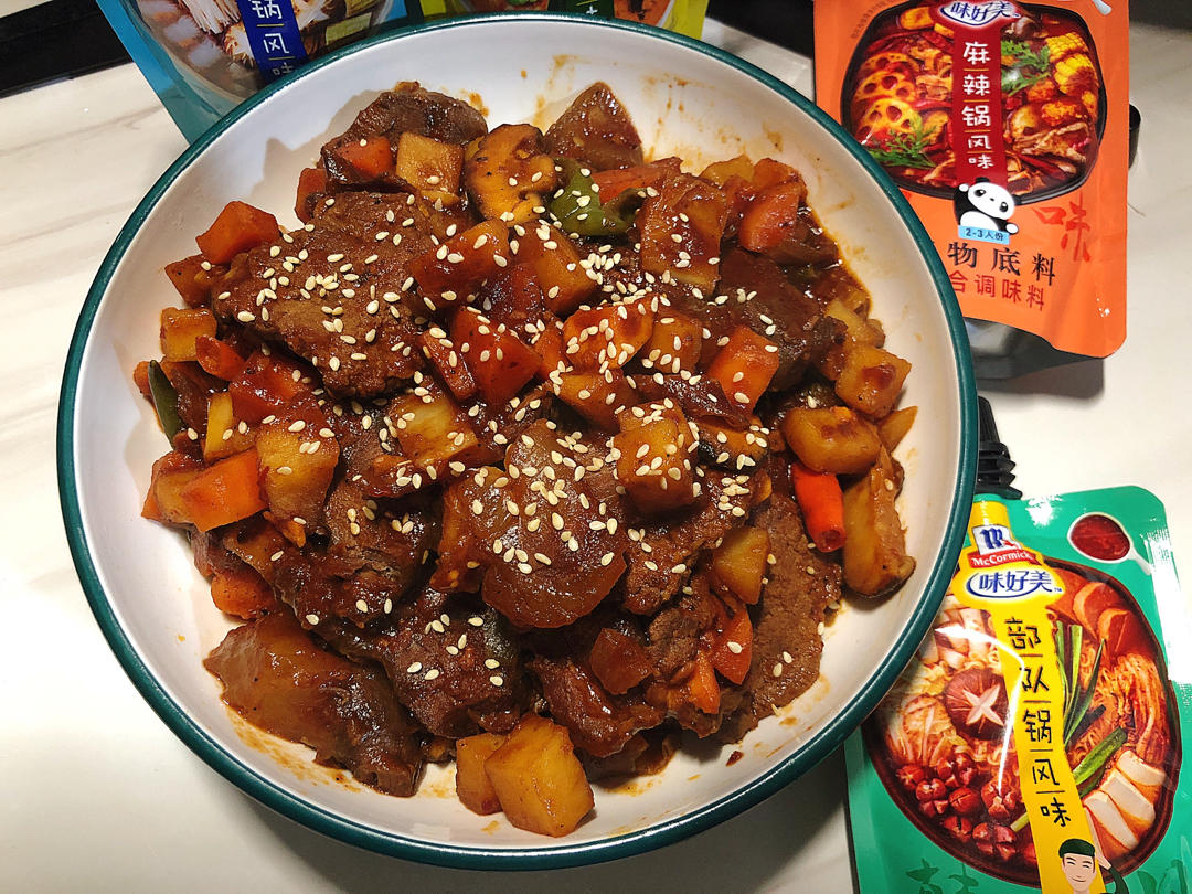 泡菜风味排骨年糕锅