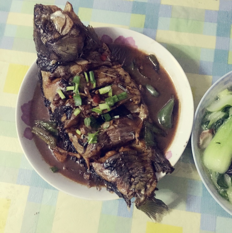 红烧鲫鱼