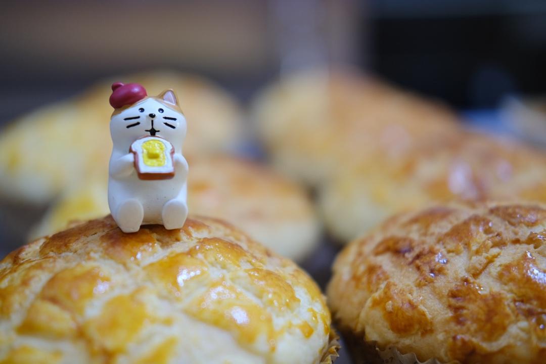 好吃到炸裂的港式菠萝包（附带制作酥皮的小视频）