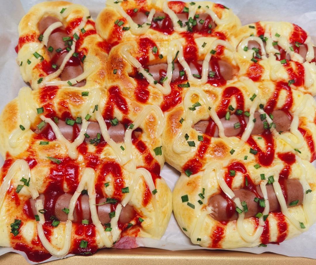 一个面团撑起一家店的台式面包—香肠面包