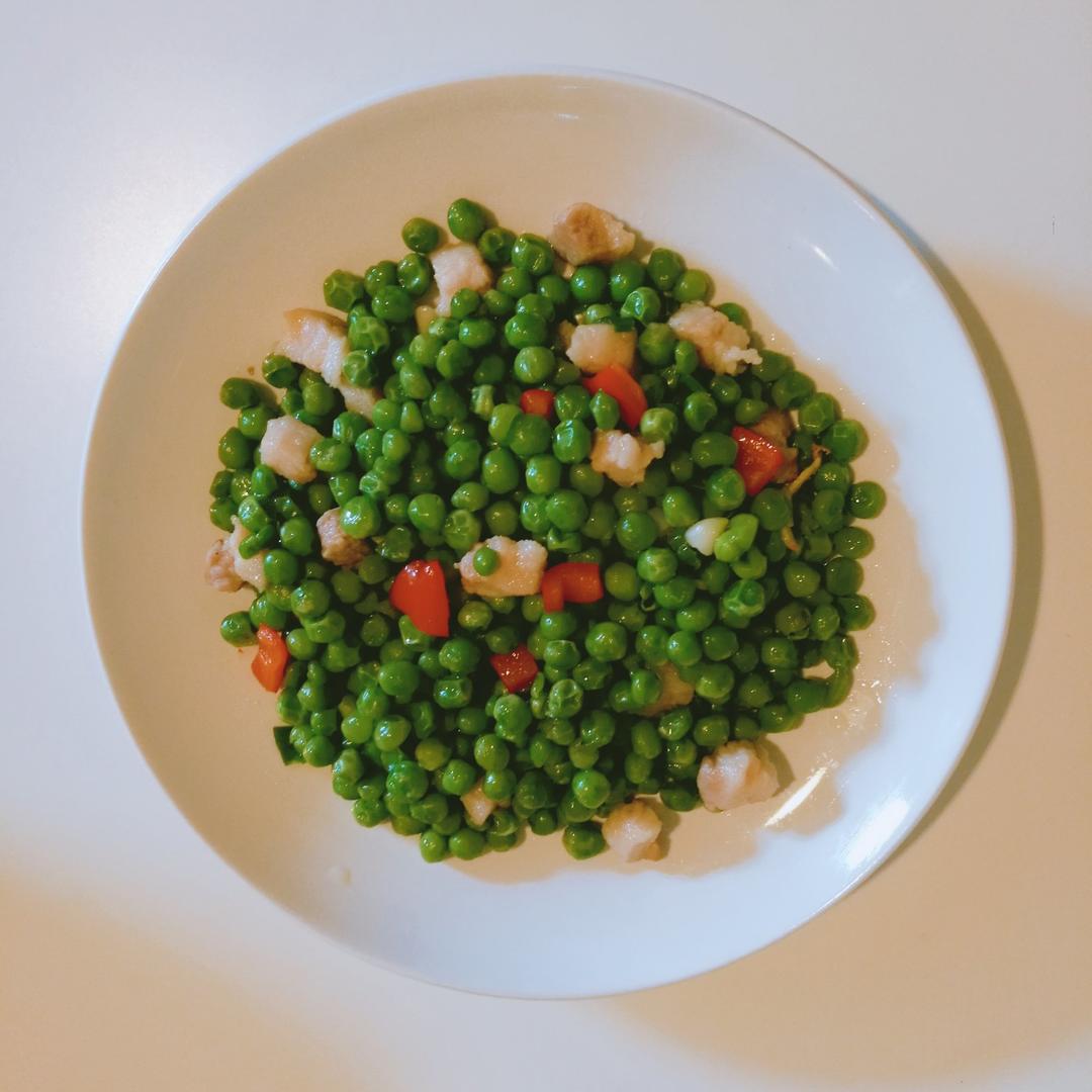 青豌豆炒肉丁