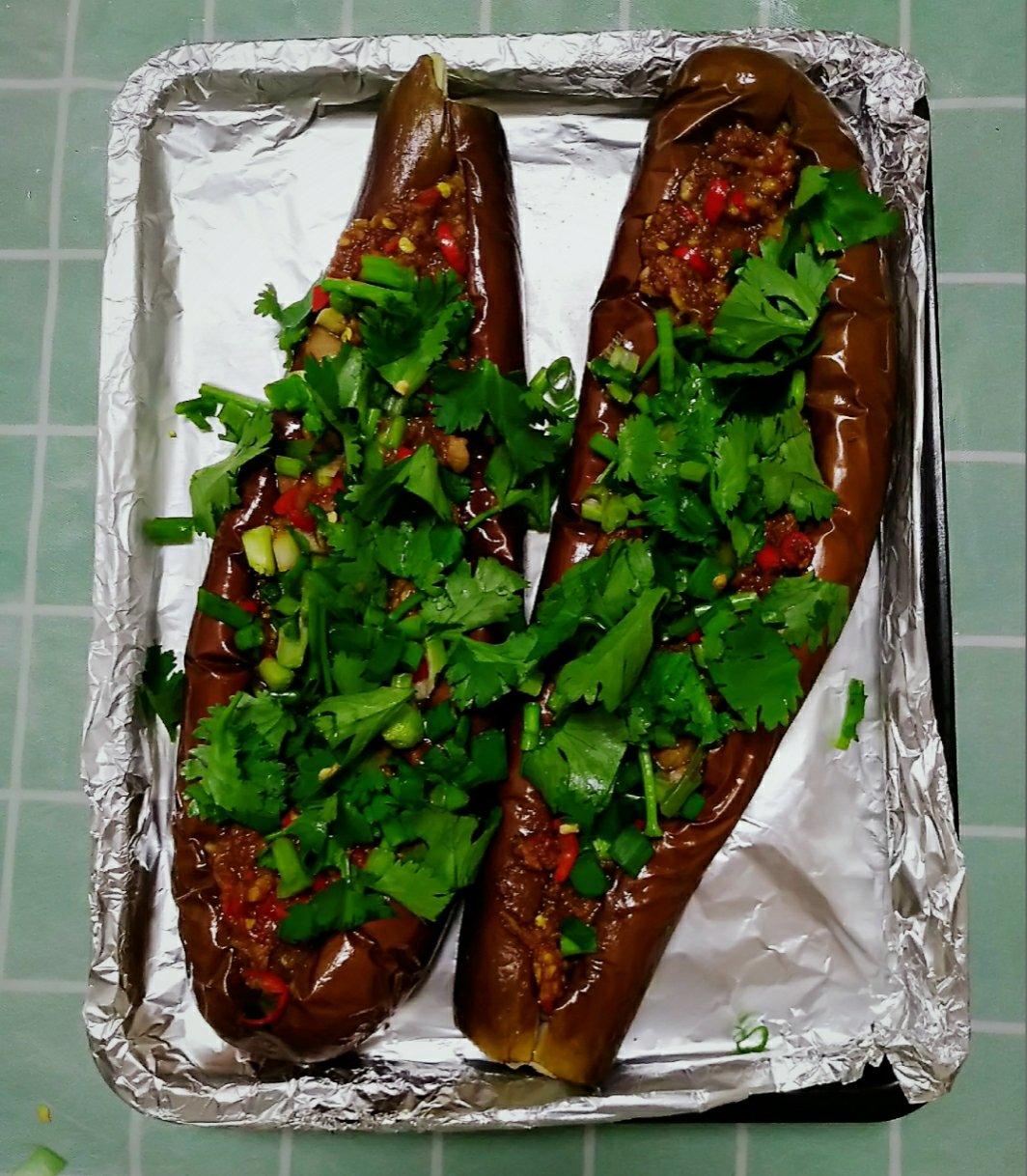 CC招牌菜销魂烤茄子，百吃不厌！