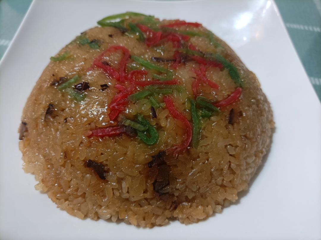 无锡人的传统小吃
苦草糯米饭（益母糕）